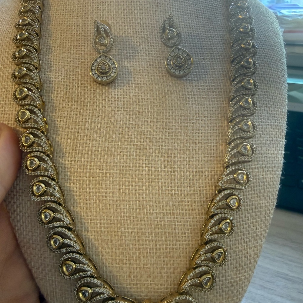 Elegant Gold and Silver Necklace and Earring Set